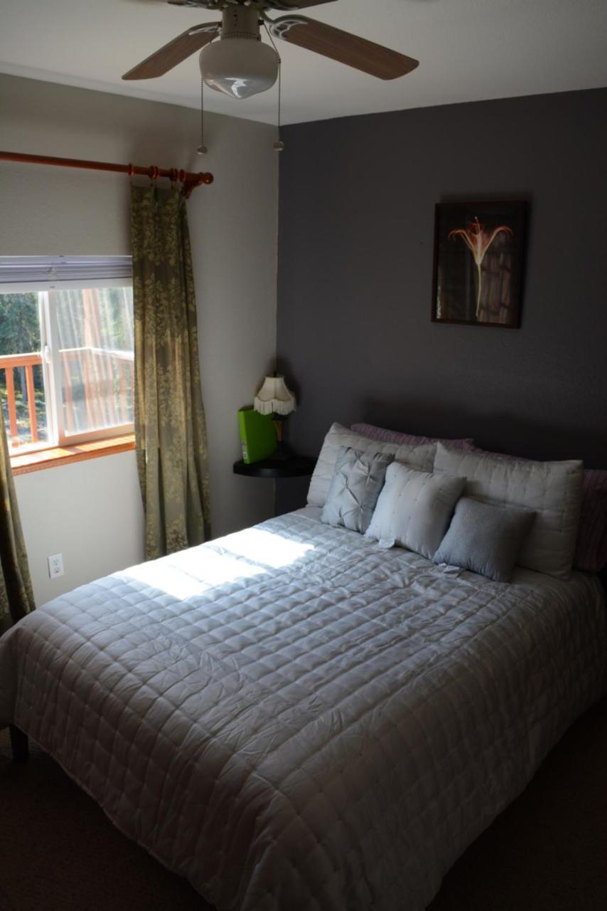 A Hyde Away Inn B&B Tok Exteriör bild
